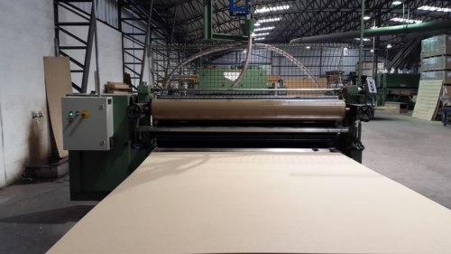 Linea de rechapado/enchapado Talleres March 8000x2200