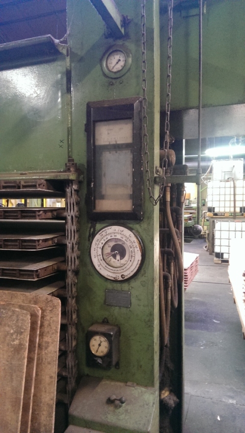 Prensa de platos calientes FRIZ